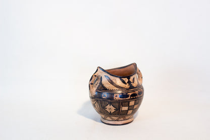 Berber vase with handles